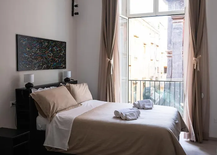 Soft Napoli -Casa Vacanze Nel Cuore Del Centro Storico